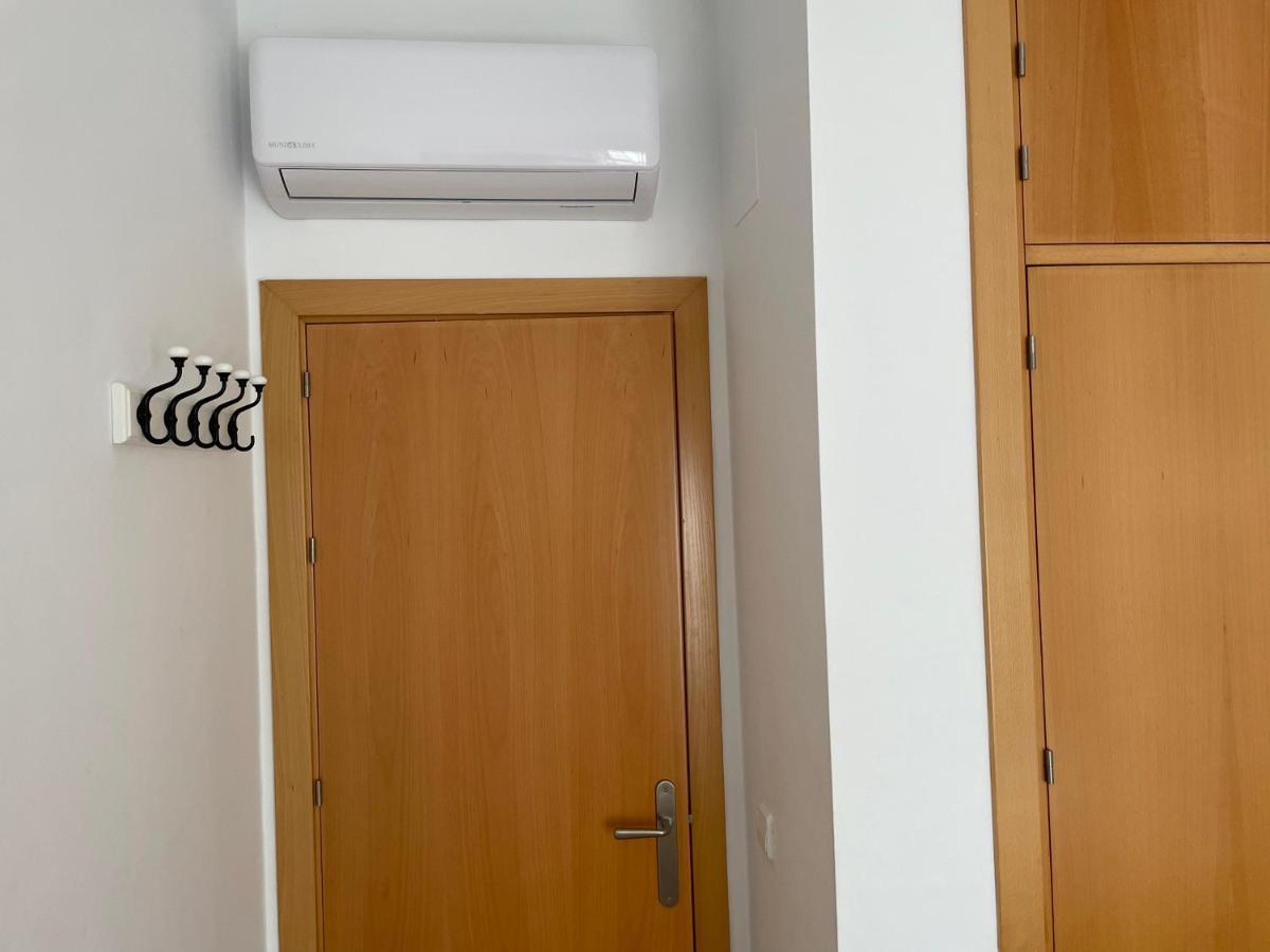 Atico Premium Conil Con 2 Terrazas, Parking, Piscina, Aire Ac Y Wifi -Solo Familias Y Parejas- Apartment โกนิล เด ลาฟรอนเตรา ภายนอก รูปภาพ