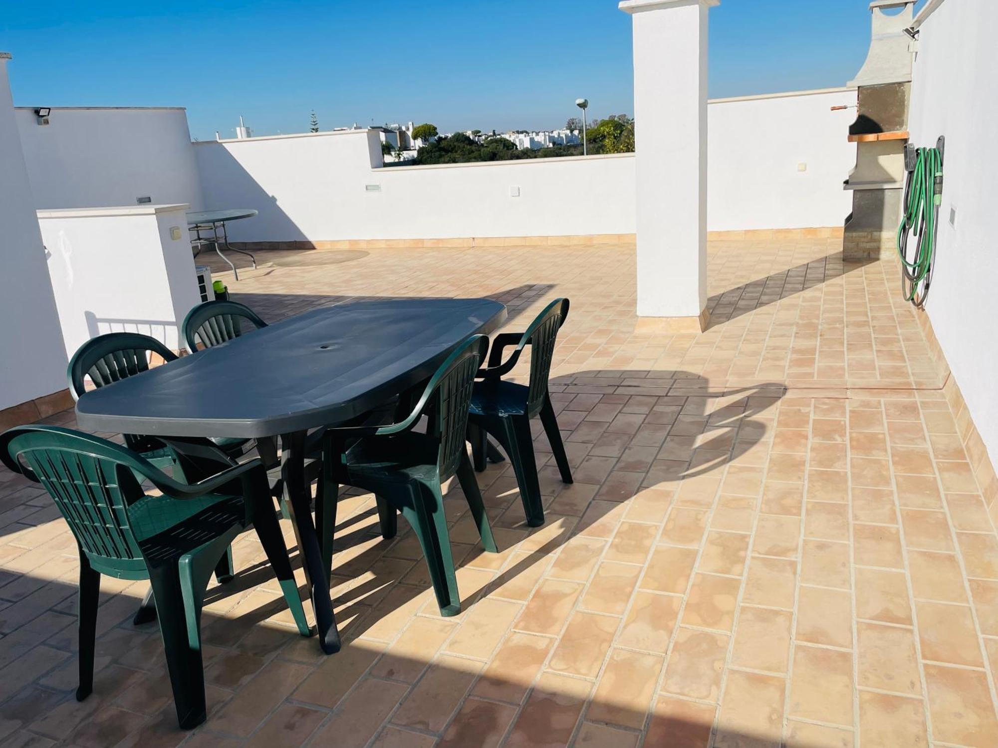 Atico Premium Conil Con 2 Terrazas, Parking, Piscina, Aire Ac Y Wifi -Solo Familias Y Parejas- Apartment โกนิล เด ลาฟรอนเตรา ภายนอก รูปภาพ